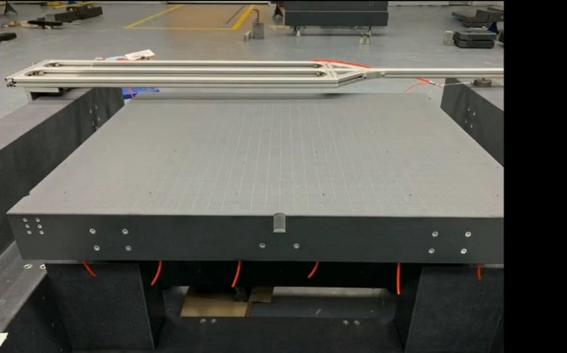 大理石氣浮導(dǎo)軌平臺